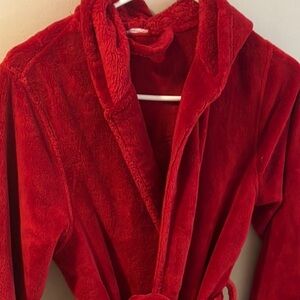 Cozy Red Hooded Kids Robe